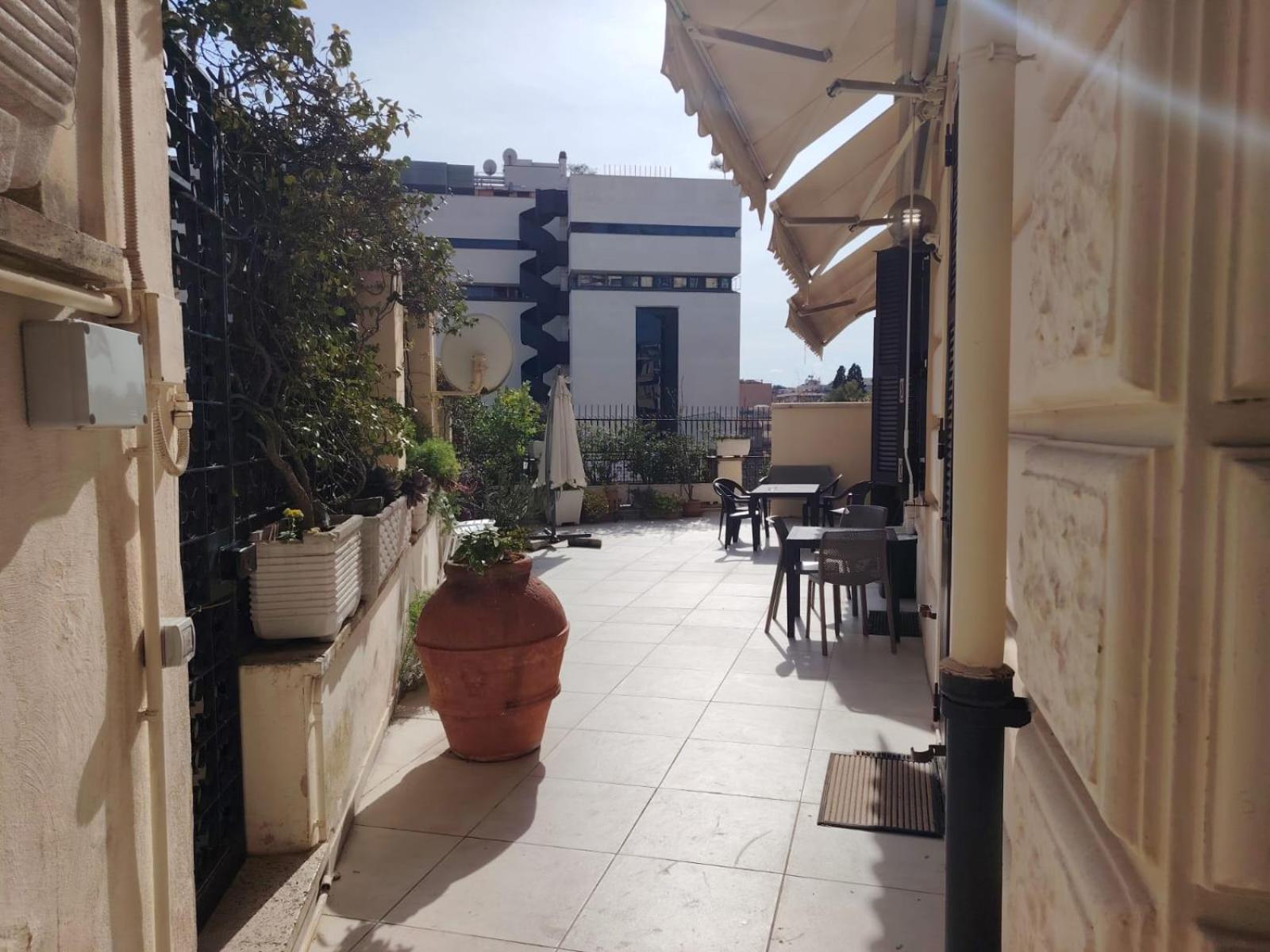 Domus Aurea B&B And Suites Rom Exteriör bild